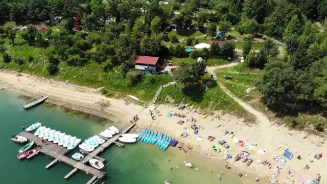 Ośrodek i pole namiotowe — zdjęcie 2 — Ośrodek Wypoczynkowy Cypel, Polańczyk